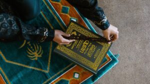 Taqabbalallahu minna wa minkum shiyamana wa shiyamakum arab