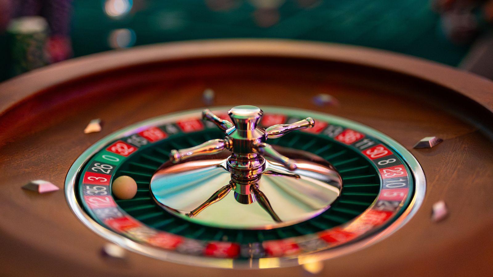 roulette strategy, play roulette online, roulette rules guide, roulette tips and tricks, live roulette games, roulette betting systems, online roulette casino, best roulette sites, roulette beginner guide, roulette odds and payouts